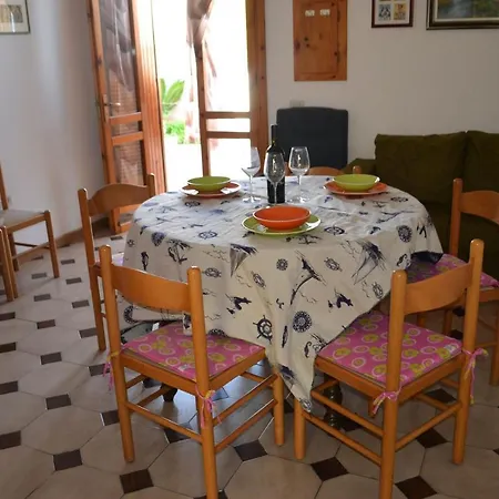 Ll13 A 200m Dal Mare San Foca